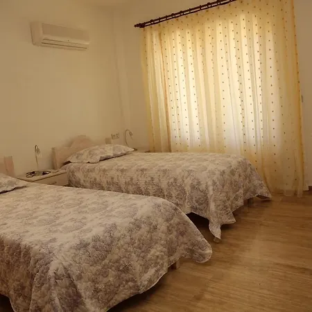 Sari * Dalyan